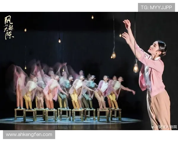 围绕深流展现人性涌动的当代情感群像剧中多重命运交织